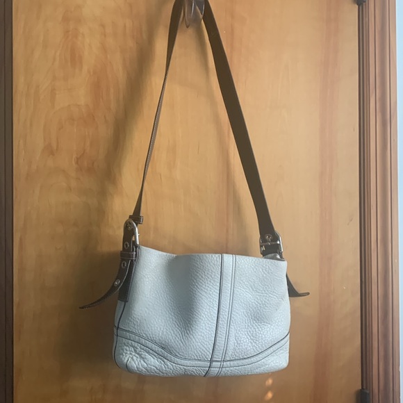 Genuine Leather Pebble Coach Handbag - Picture 4 of 11